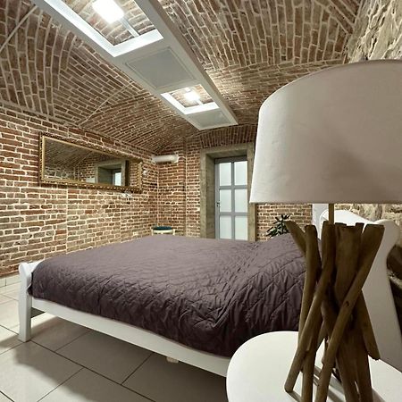 Апартаменты 2Х Кім-Й Loft На Площі Філармонії By Willox Черновцы Экстерьер фото